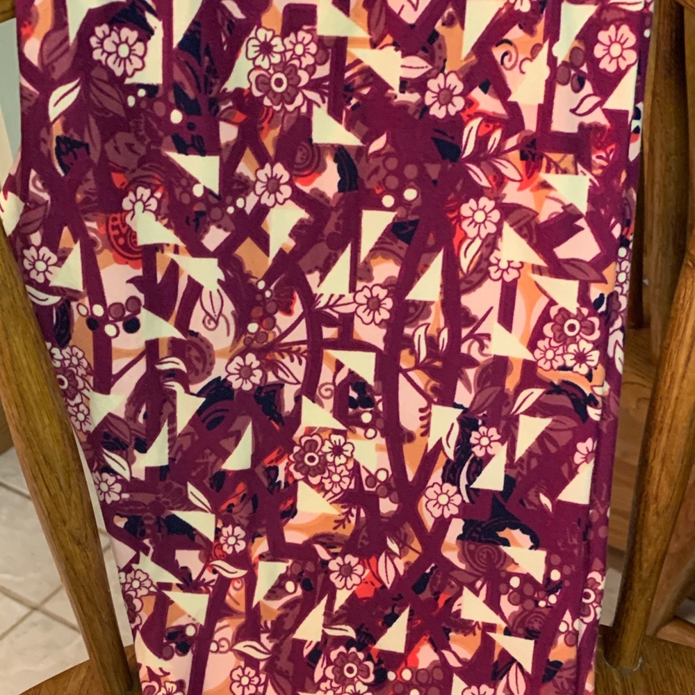 LulaRoe Floral Legging